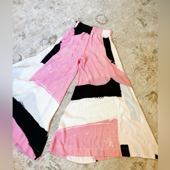 SWF Wide Leg Flowy Pants Pink Combo Graphic - Picture 7 of 12